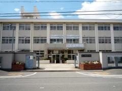 姫路市立飾磨西中学校