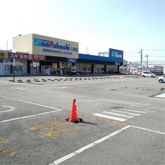 スーパーマルハチ三田店