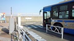 「海づり桟橋」バス停留所