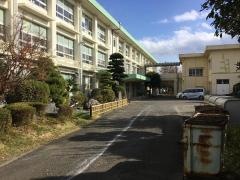 岡崎小学校