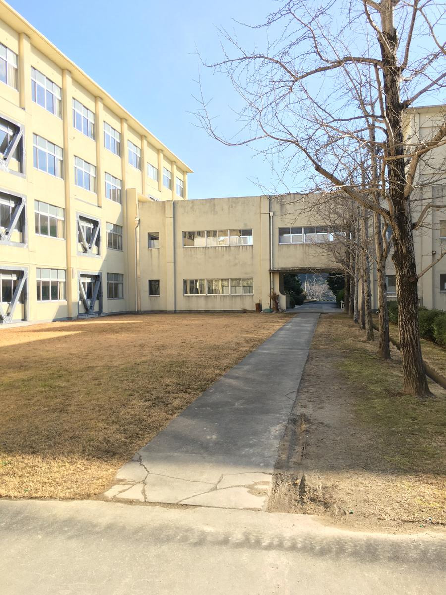 愛知 県立 衣 台 高等 学校