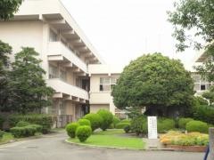 高津小学校