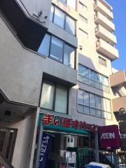 まいばすけっと　新宿三栄店