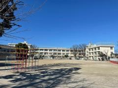 仲町小学校