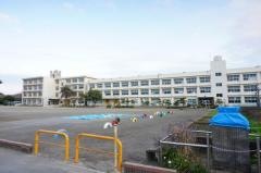 初声小学校