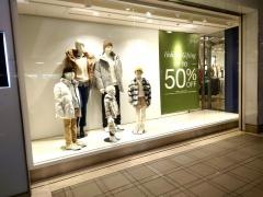 ＧＡＰランドマークプラザ店