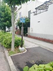 「東住吉警察署」バス停留所