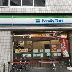 ファミリーマート　八尾光町店