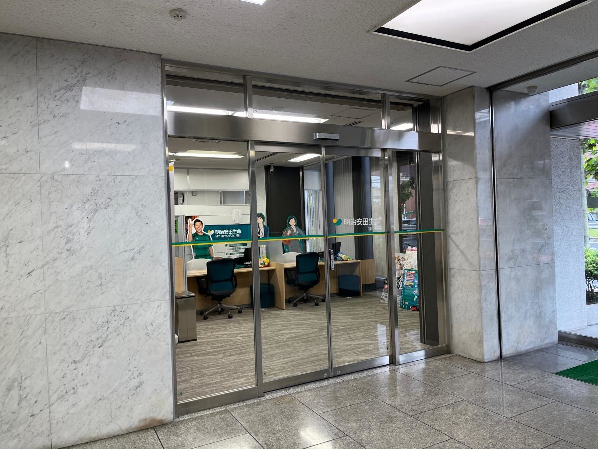 施設外観