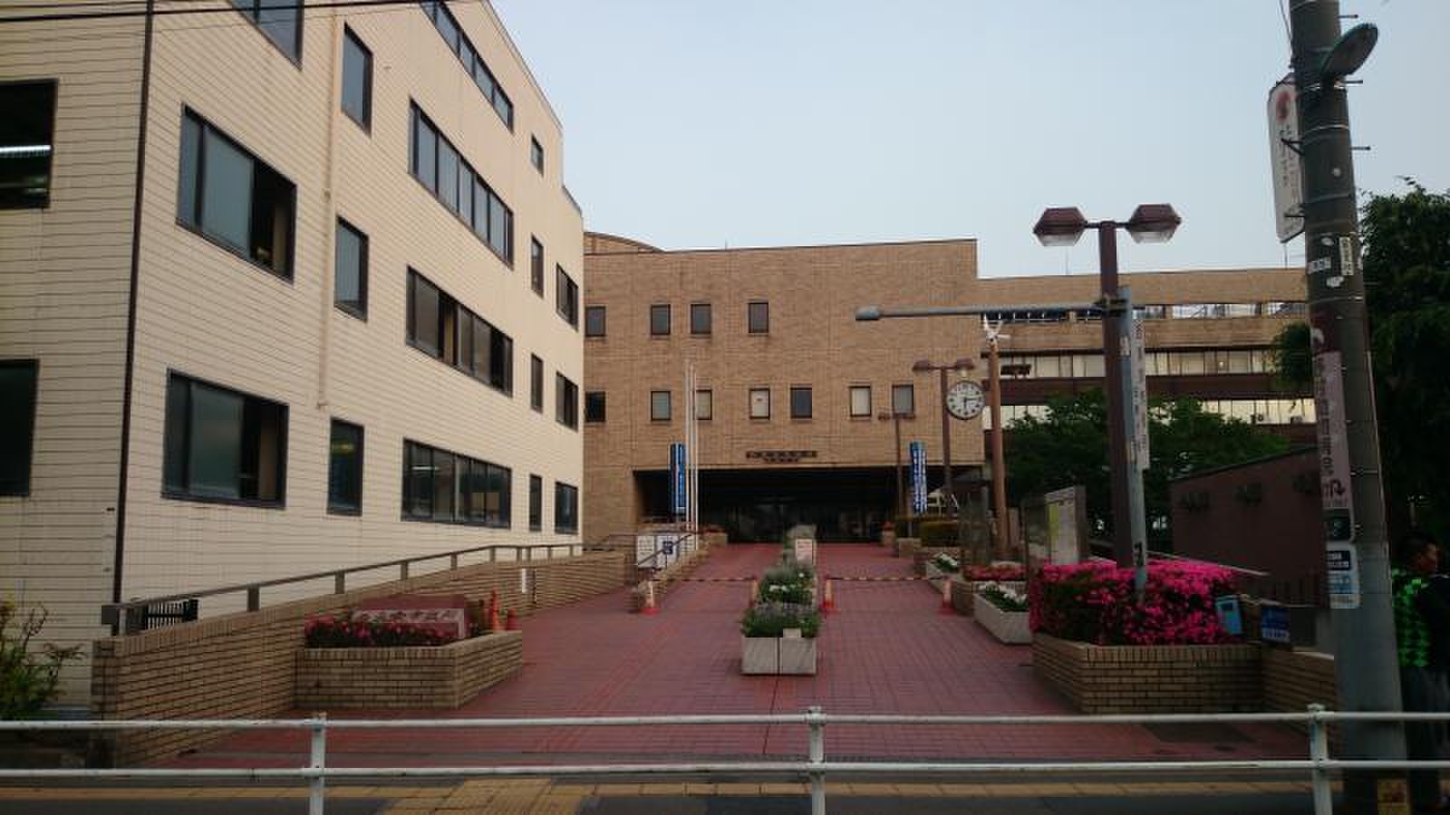 西 東京 市役所 田無 庁舎
