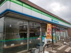 ファミリーマート　菊陽久保田店