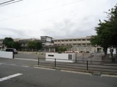大岡小学校