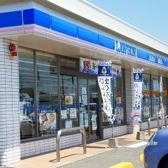 ローソン　吉野川牛島店