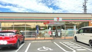 セブンイレブン　西尾総合体育館前店