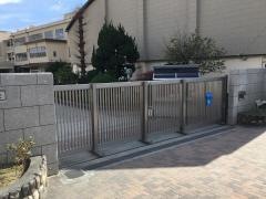 春日小学校