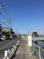 「市助」バス停留所