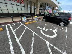 バロー　滑川店