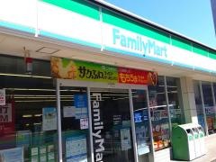 ファミリーマート　高松松島町店
