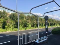 「城の里」バス停留所
