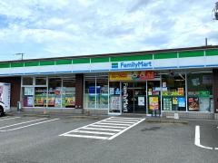 ファミリーマート　筑紫野紫店