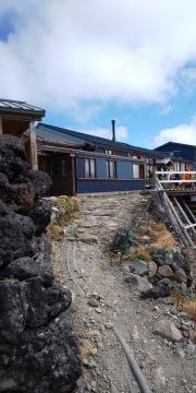 御嶽山　飛騨頂上　五の池小屋