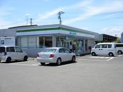 ファミリーマート　角田幸町店