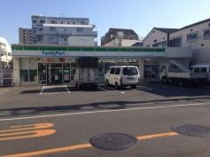 ファミリーマート　町屋八丁目店