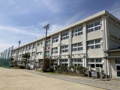 且格小学校