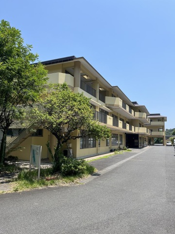 高根台ホーム 建物全景