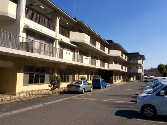 高根台ホーム 施設外観