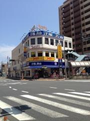 洋服の青山　本厚木東口店