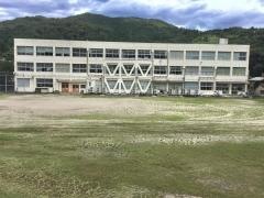 西郷小学校