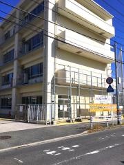 山本小学校