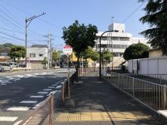 「東芝前」バス停留所