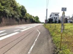 「王無団地」バス停留所