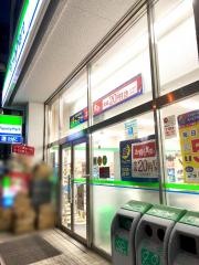ファミリーマート　麹町二丁目店