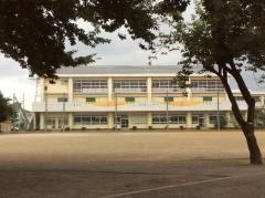 中原小学校