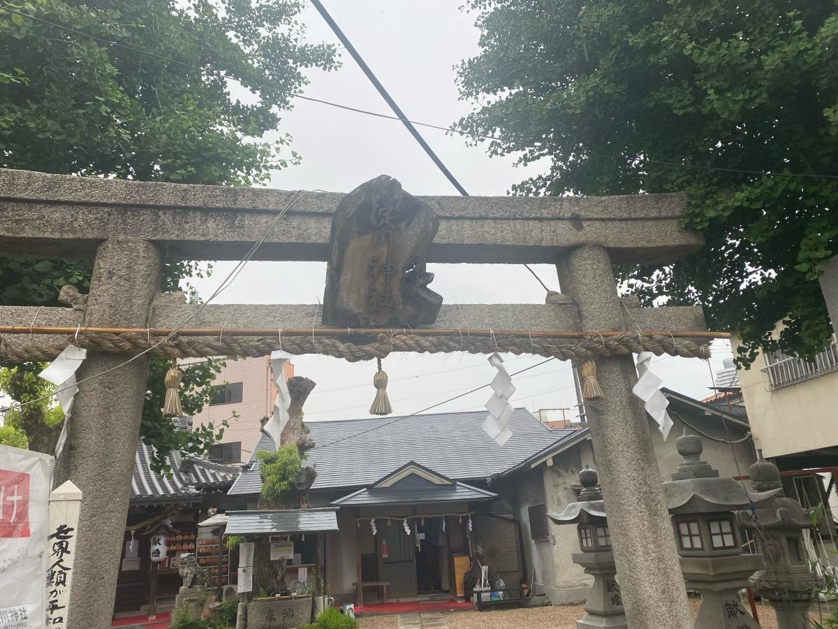 立派な鳥居