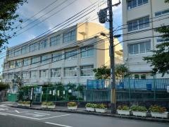 神戸市立白川台中学校