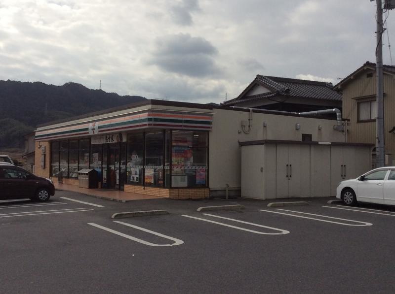 柳井市の『セブンイレブン柳井新庄店』です。