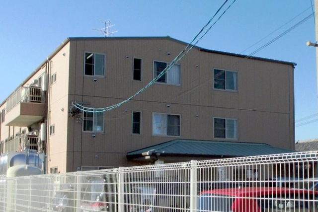 南東側から