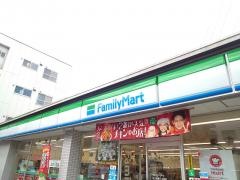 ファミリーマート　足立綾瀬三丁目店