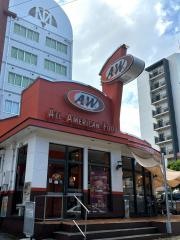 Ａ＆Ｗ　那覇金城店