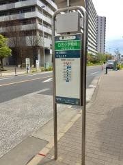 「日吉小学校前」バス停留所