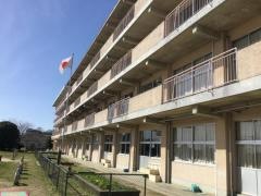 駛馬小学校