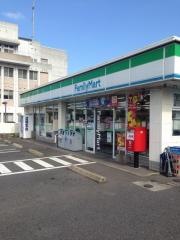 ファミリーマート　川棚百津店