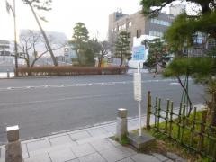「鎌倉駅入口」バス停留所