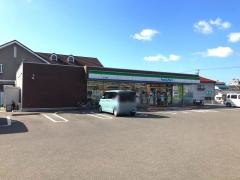 ファミリーマート　松山束本店