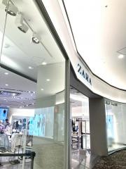 ザラ　イオンモール新小松店