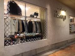 ハニーズ　神戸モザイク店